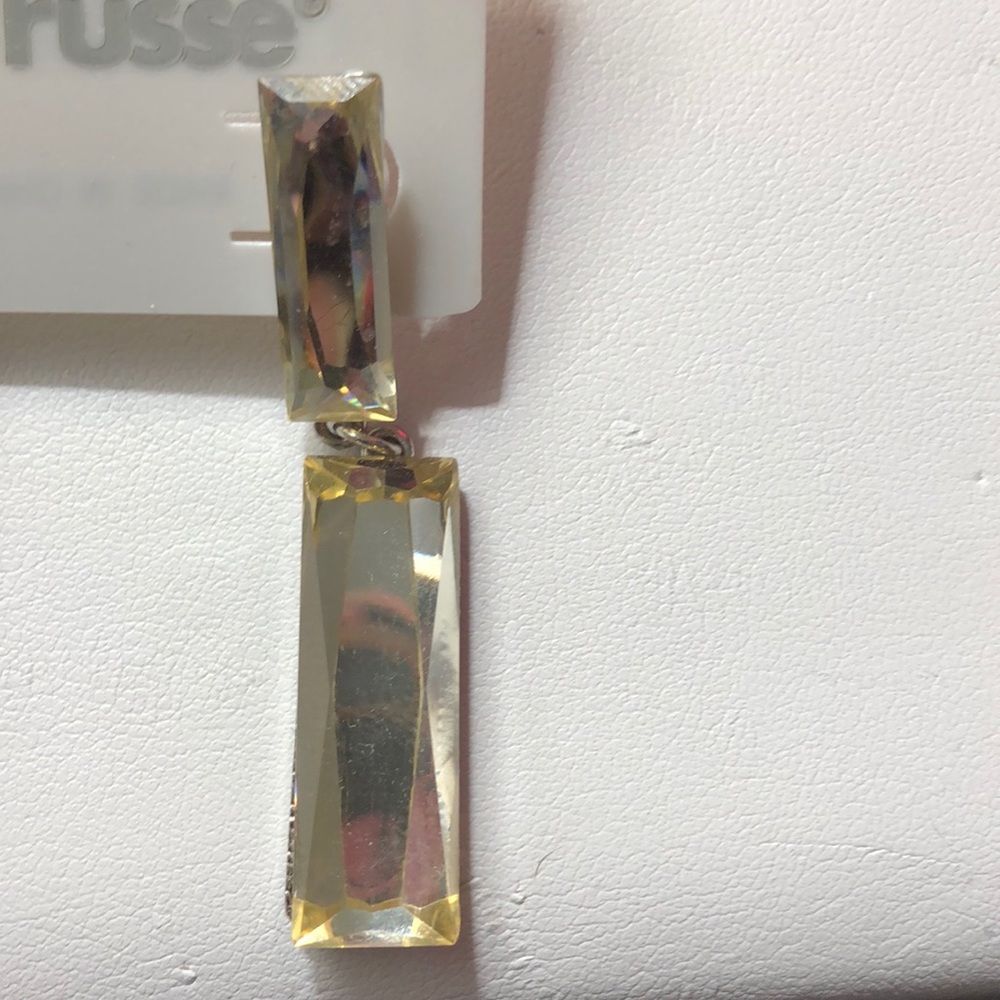 Gorgeous Charlotte Russe Crystal Earrings - Picture 4 of 4